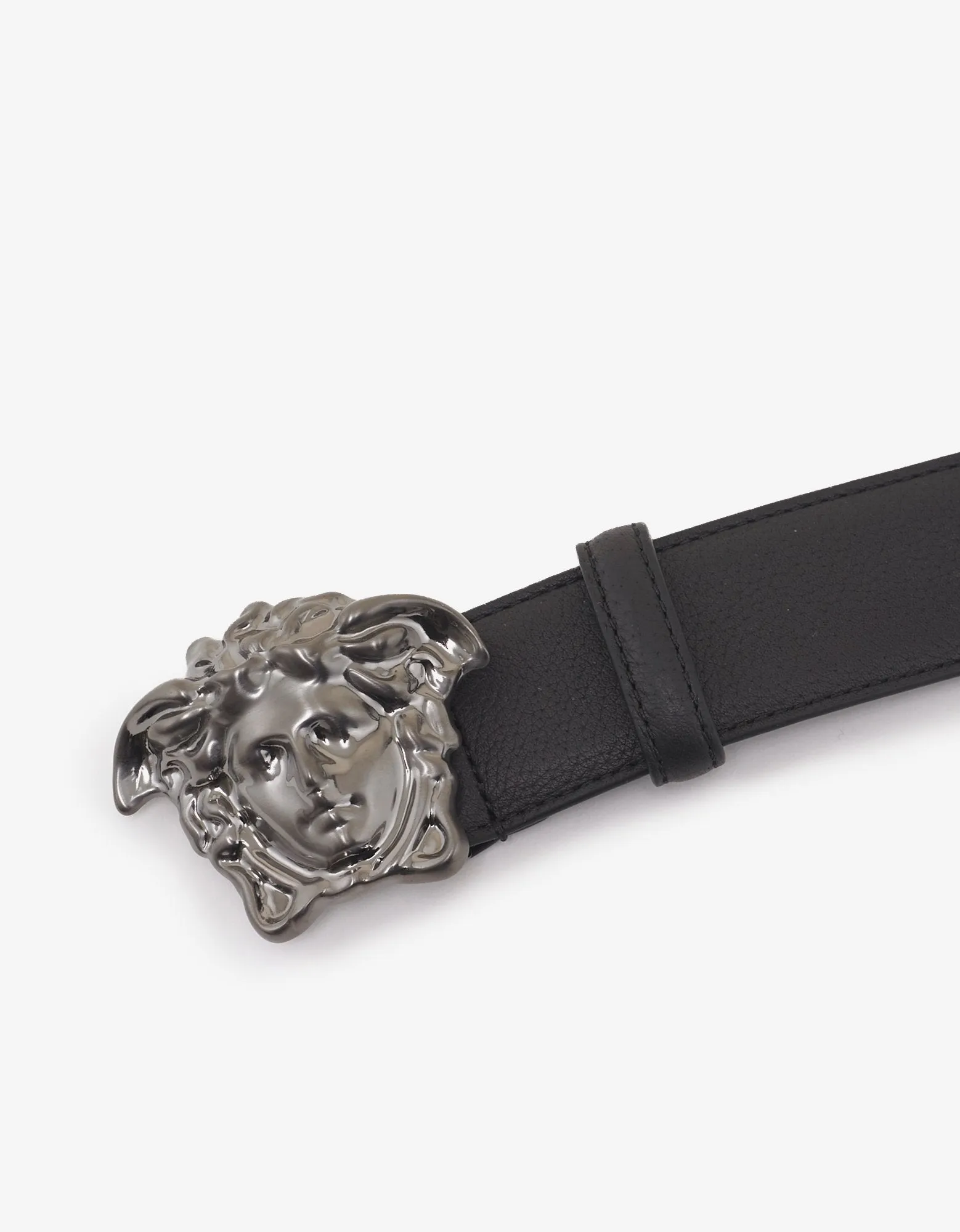 Black Grain Leather Gunmetal Medusa Buckle Belt