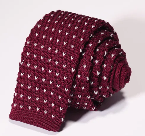 Burgundy Red Skinny Knit Tie with White V's