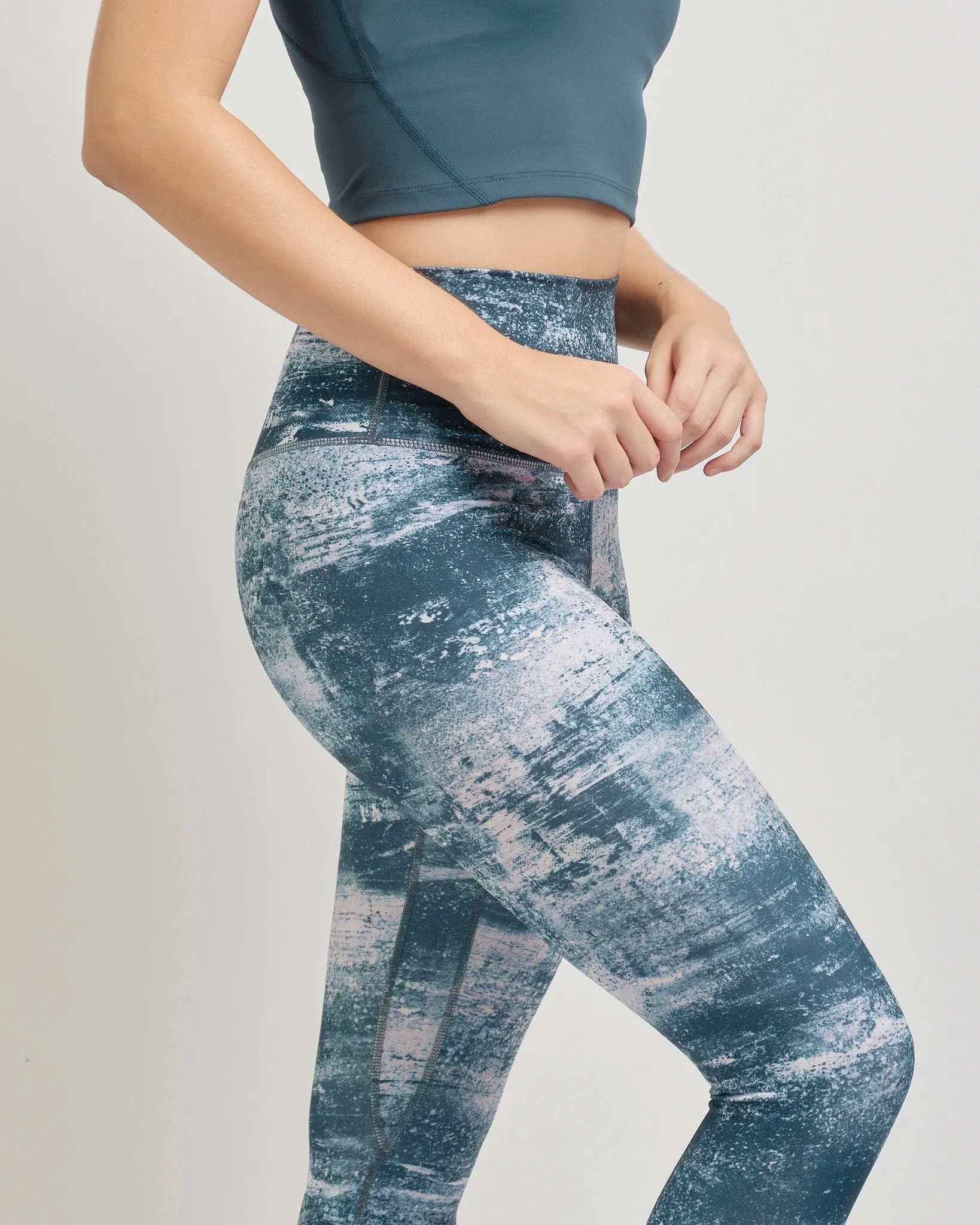 Easy Stretch 23" *Galaxy Print Leggings (only XS left)