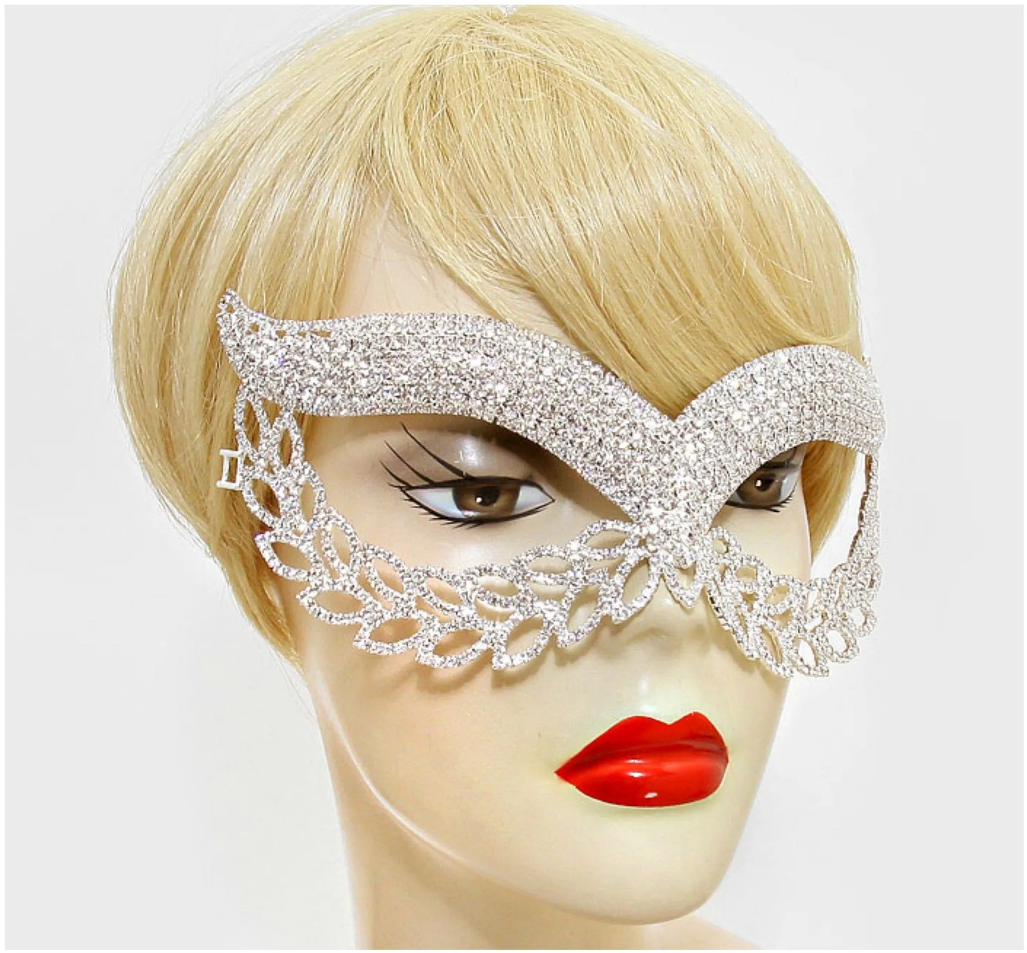 Maddie Exquisite Cat Eye Masquerade Mask | Crystal | Silver