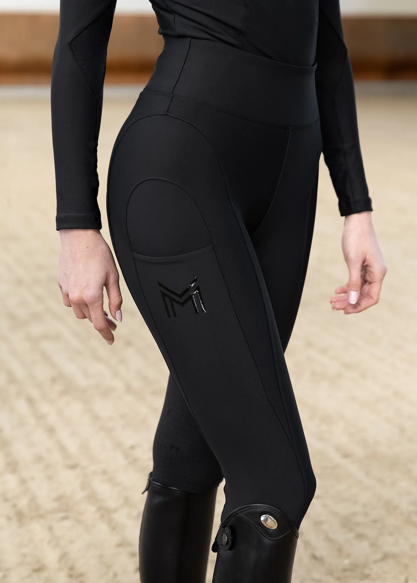 Outline Riding Leggings (Black)